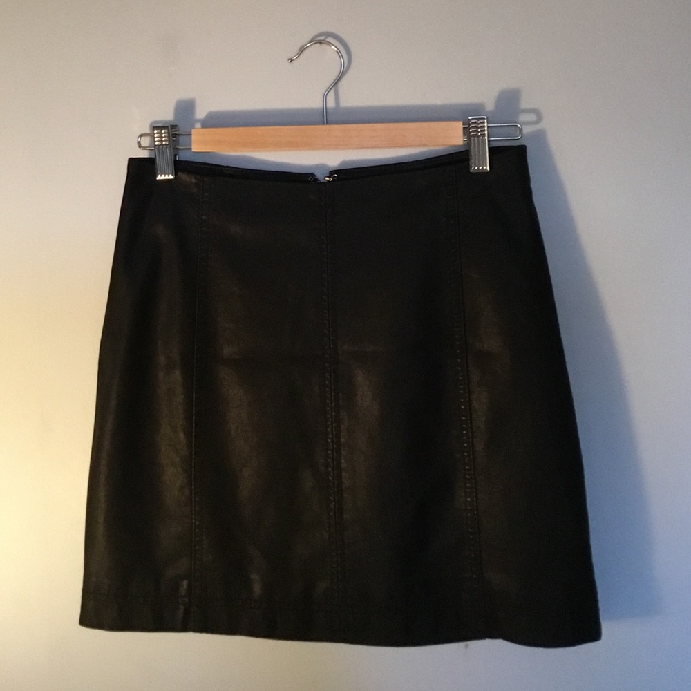 Black Faux Leather Skirt - 42 cm/ 16.5 in Length